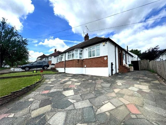 Bungalow for sale in Crofton, Greater London
