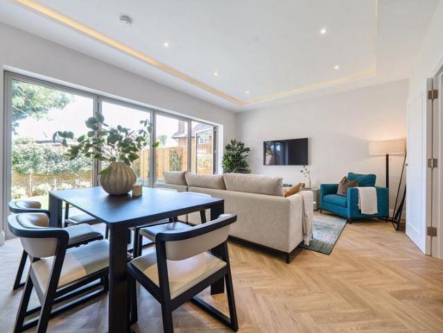 Bungalow for sale in Barnet, East Barnet