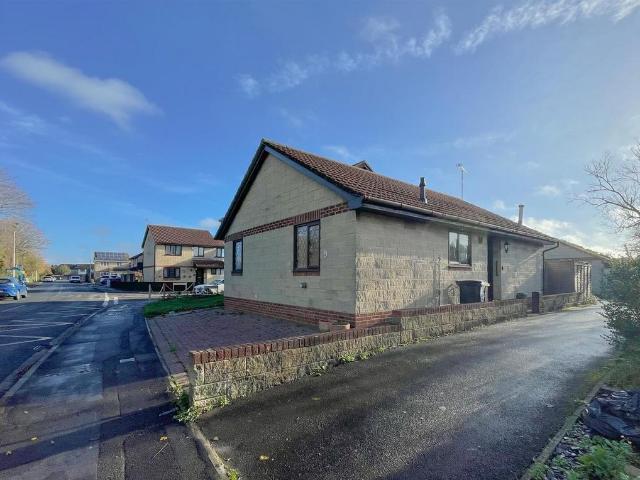 Bungalow for sale in Worle, Weston-super-mare