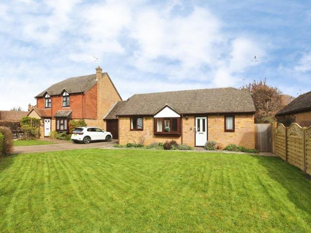 Bungalow for sale in Bourne Vale, Kent