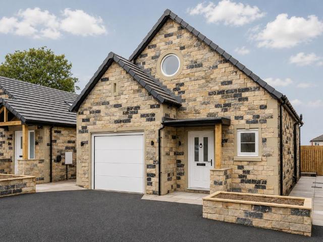 Bungalow for sale in Hightown, West Yorkshire