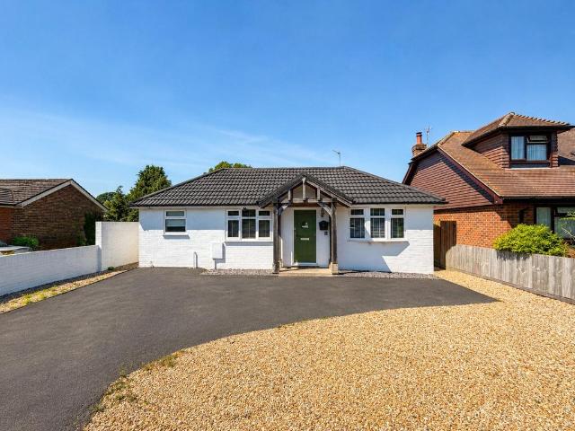 Bungalow for sale in Burton and Winkton, Burton