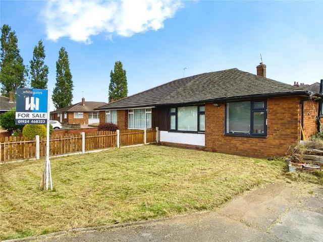 Bungalow for sale in Hanging Heaton, Dewsbury