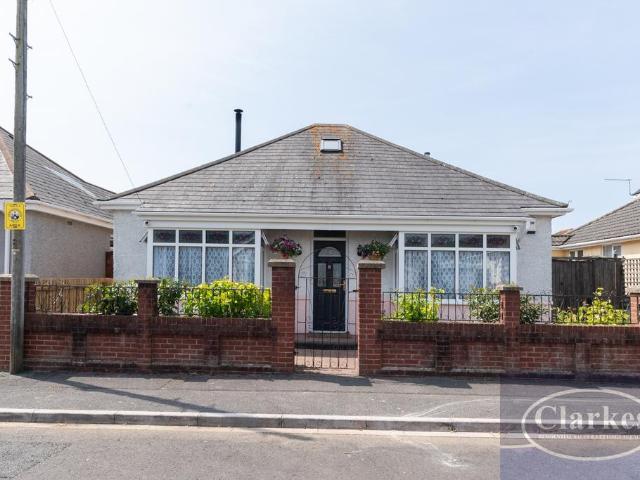 Bungalow for sale in Talbot Village, Bournemouth