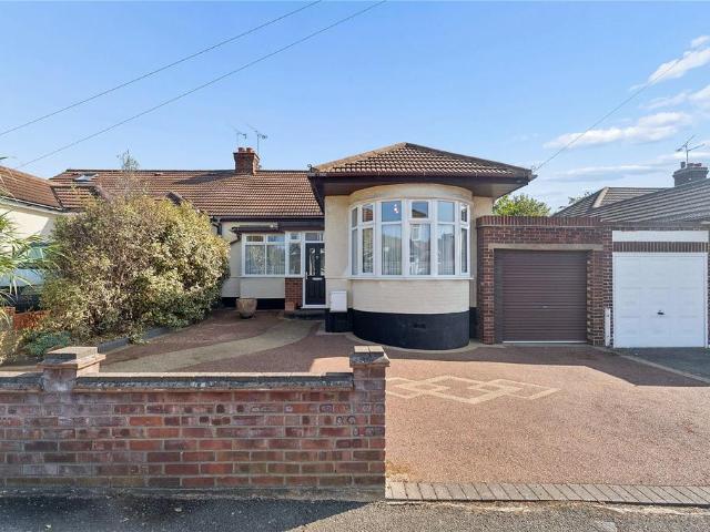 Bungalow for sale in Emerson Park, Greater London