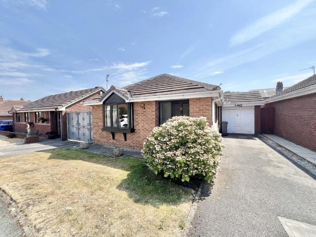 Bungalow for sale in Claremont, Blackpool