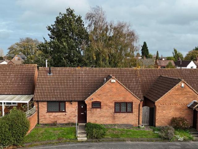 Bungalow for sale in Bulkington, Nuneaton and Bedworth