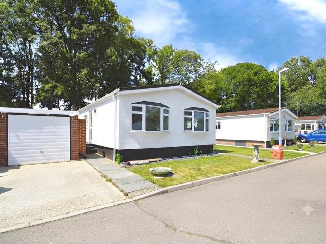 Bungalow for sale in Hoo St Werburgh