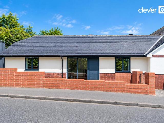Bungalow for sale in Mount Wise