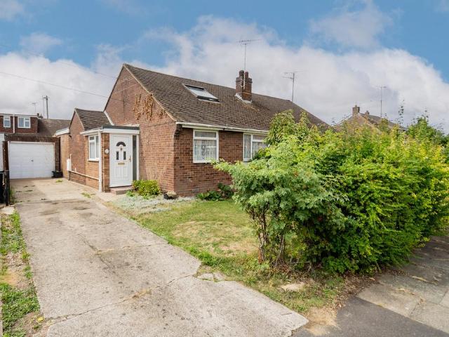 Bungalow for sale in Lewsey Farm