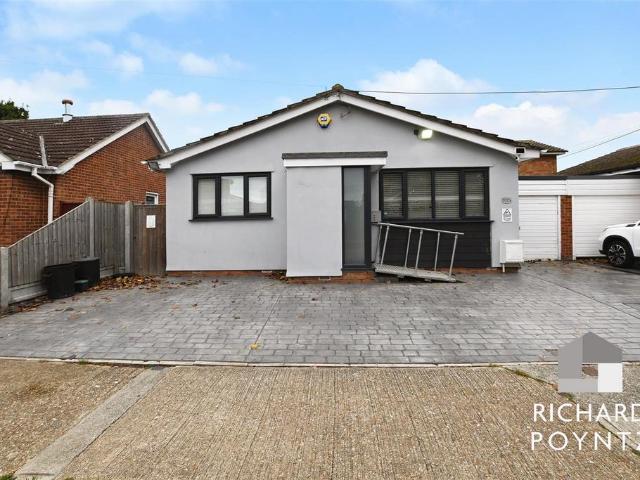 Bungalow for sale in Winter Gardens, Castle Point