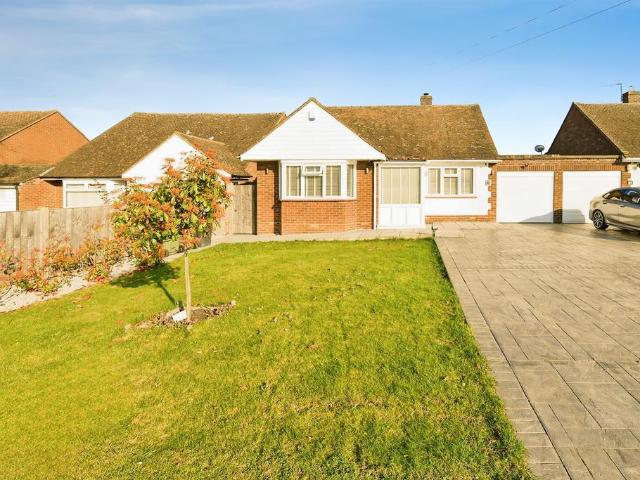 Bungalow for sale in Meppershall, Bedfordshire