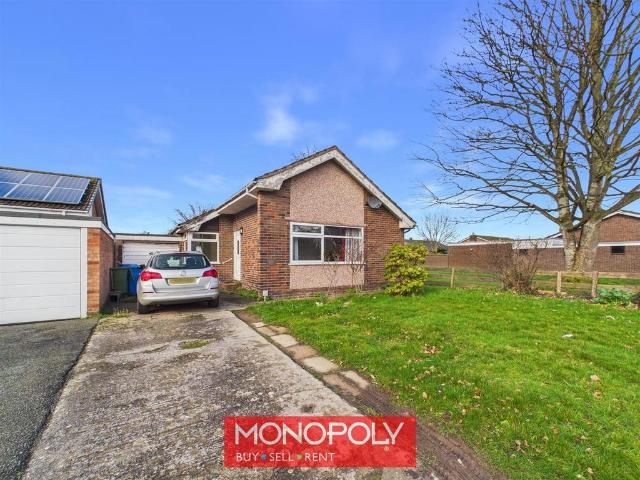 Bungalow for sale in Denbigh