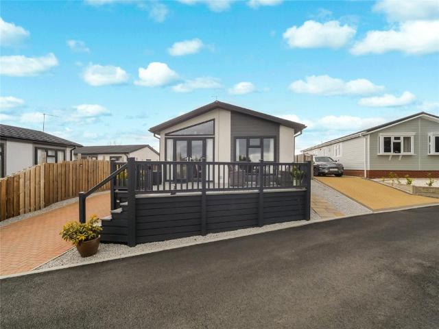 Bungalow for sale in Neilston, Scotland