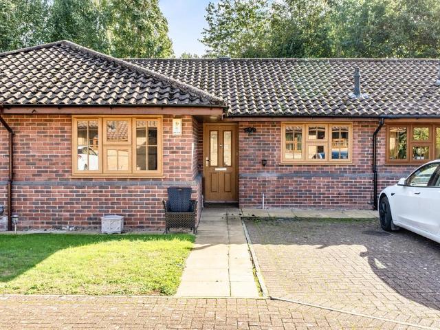 Bungalow for sale in Nailsea, North Somerset