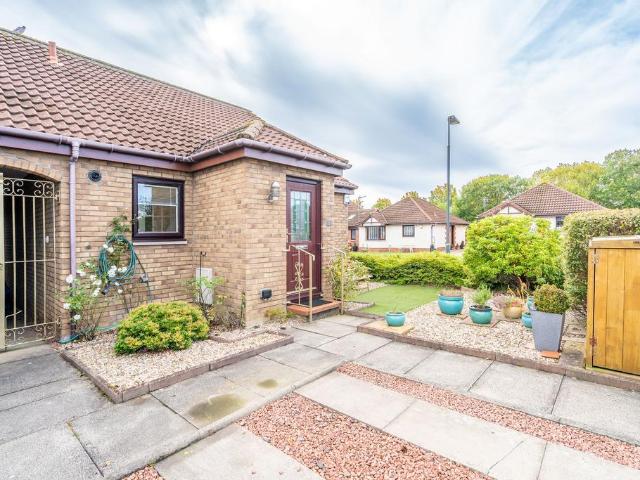 Bungalow for sale in Hopefield, Bonnyrigg