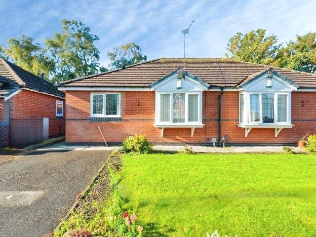 Bungalow for sale in Deysbrook, Liverpool