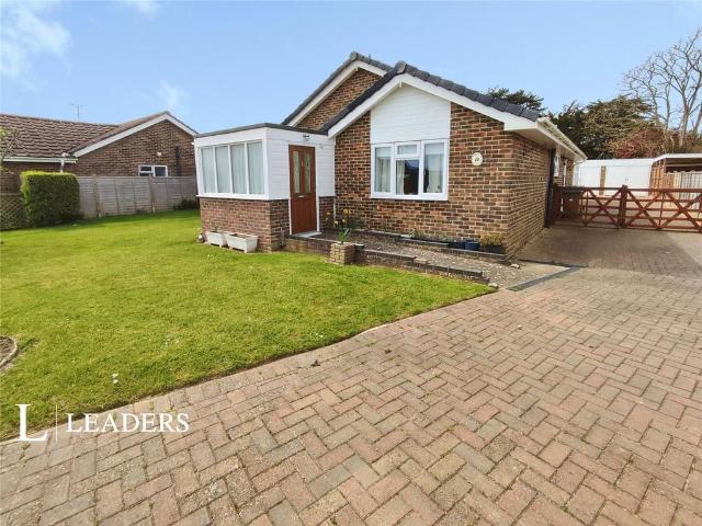 Bungalow for sale in Rustington, Clapham