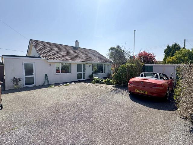 Bungalow for sale in Rosehill, Penwartha Coombe