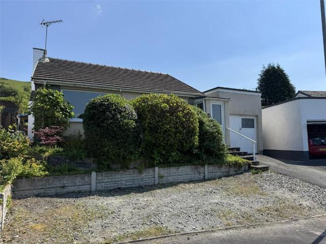 Bungalow for sale in Pennal, Wales