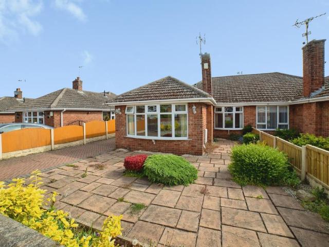 Bungalow for sale in Potters Corner, East Midlands