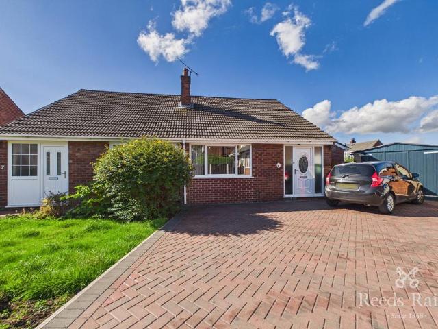 Bungalow for sale in Bamber Bridge, South Ribble