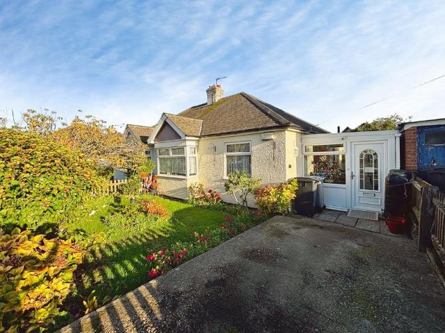 Bungalow for sale in Upper Deal, Dover