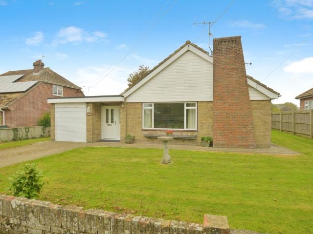 Bungalow for sale in Folkestone, Kent
