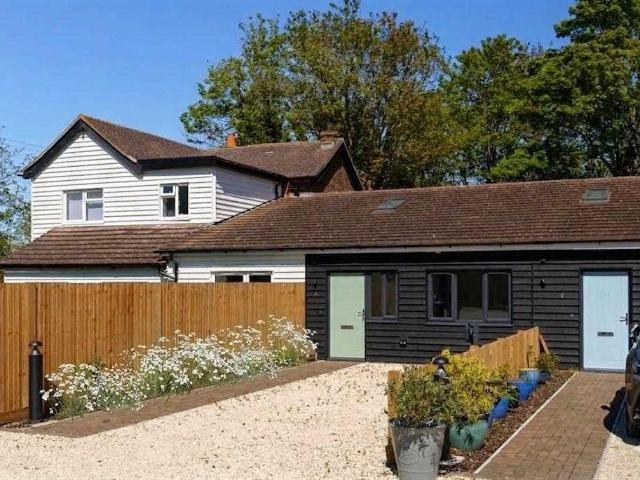 Bungalow for sale in The Bridge, Kent