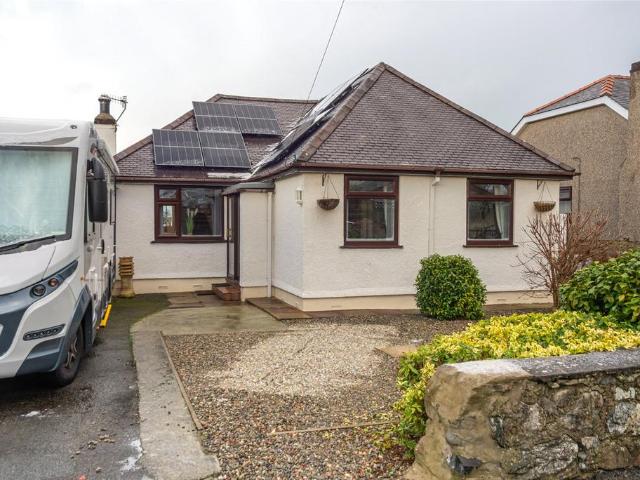 Bungalow for sale in Caernarfon