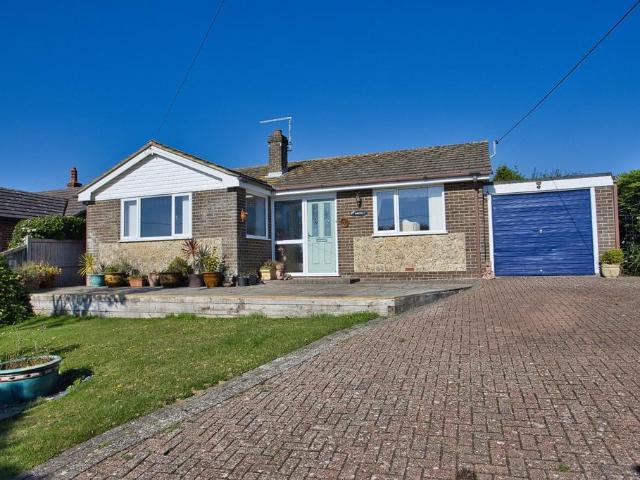 Bungalow for sale in Nelson Park, Ash