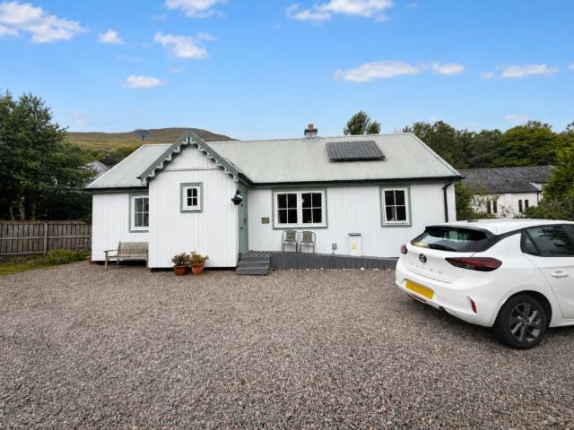 Bungalow for sale in Kinlochleven, Scotland