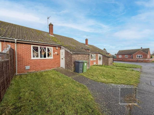 Bungalow for sale in Comers, Norfolk