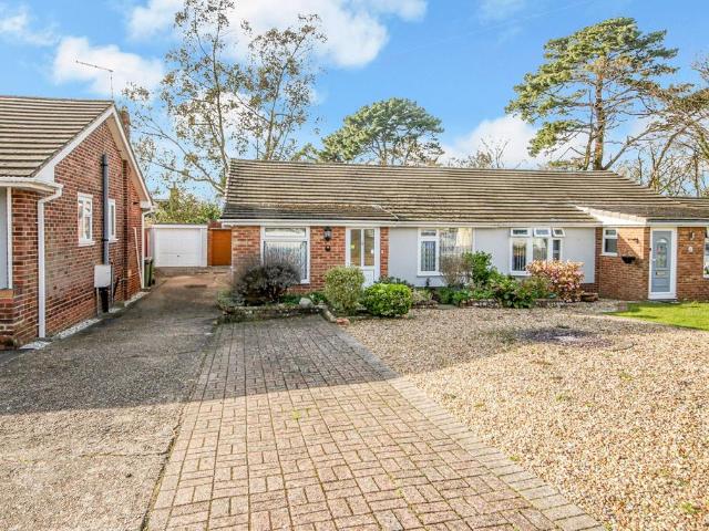 Bungalow for sale in Townhill Park, City Of Southampton