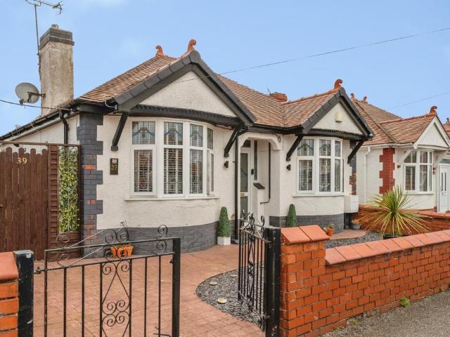 Bungalow for sale in Rhyl, Wales