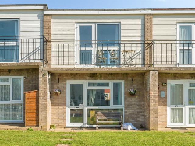 Bungalow for sale in Stokesby, Norfolk