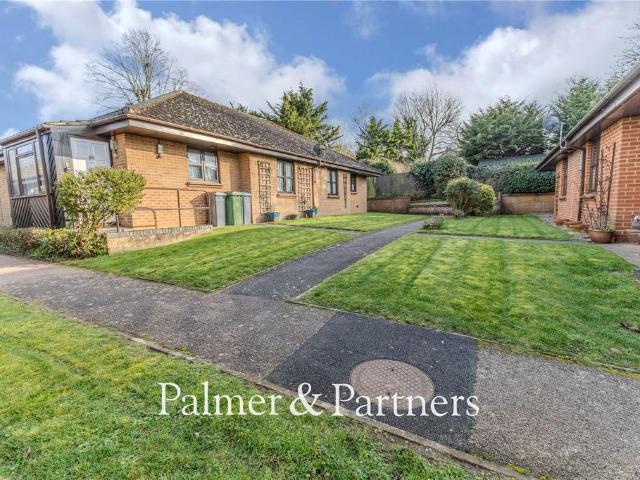 Bungalow for sale in Eastbridge, Suffolk
