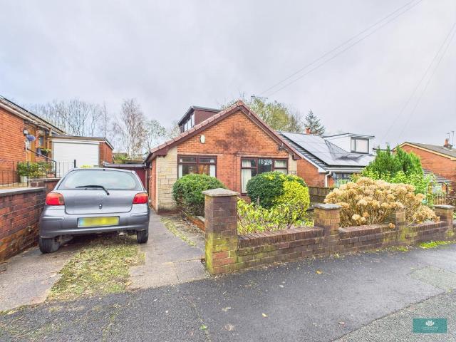 Bungalow for sale in Shaw and Crompton, Pendock