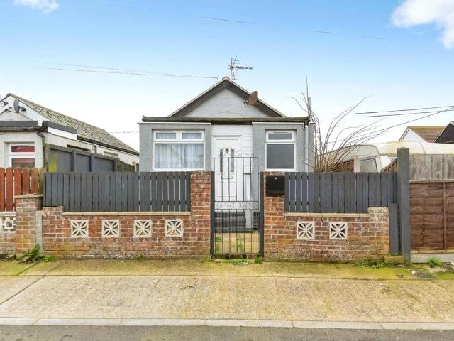 Bungalow for sale in Dale Hill, Essex