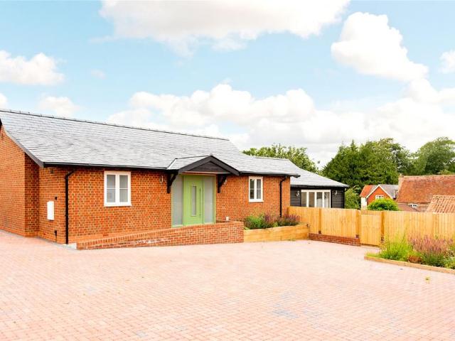 Bungalow for sale in Bedford