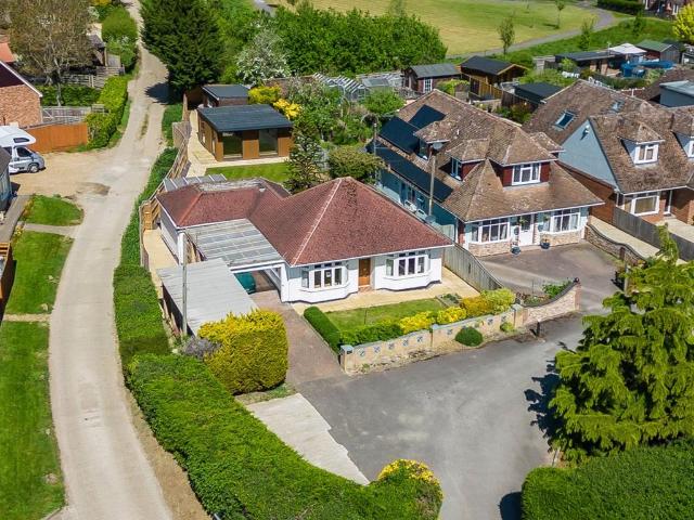 Bungalow for sale in Drayton, Dromore