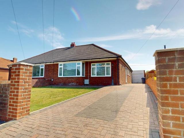 Bungalow for sale in North Lodge