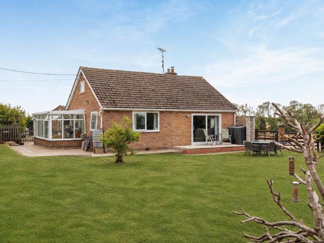 Bungalow for sale