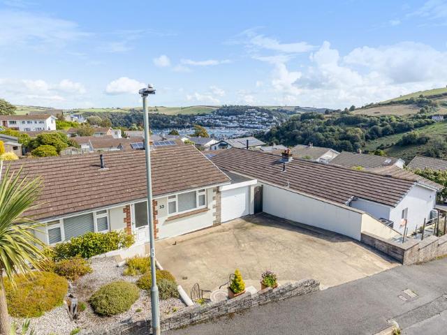 Bungalow for sale in Strode, Devon