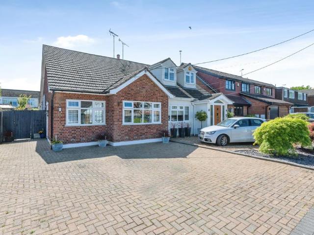 Bungalow for sale in Little Burstead, Billericay
