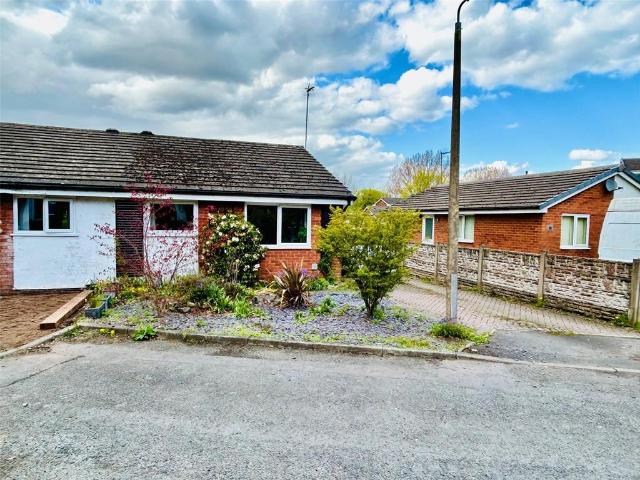 Bungalow for sale in Clayton Brook, Andertons Mill