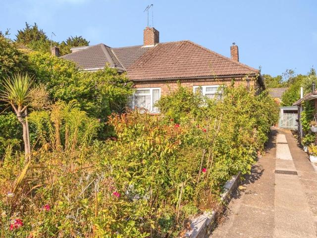 Bungalow for sale in Spring Vale, Hampshire