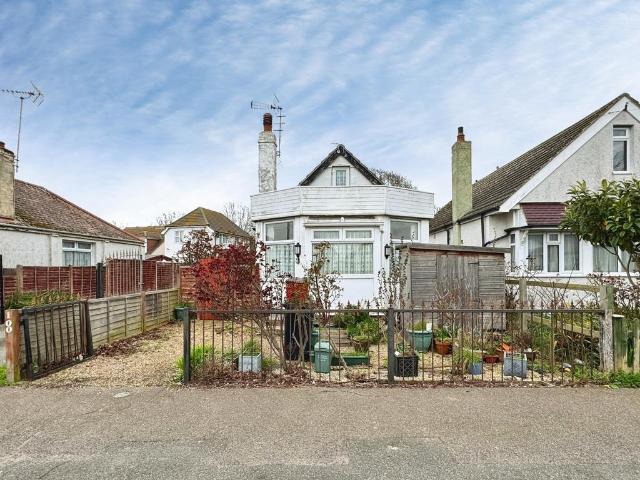 Bungalow for sale in Dale Hill, Essex