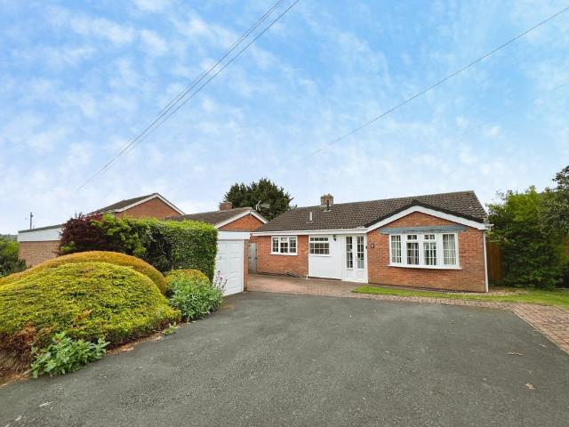 Bungalow for sale in Grantham, Barholm