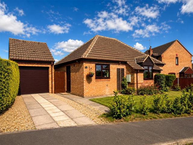 Bungalow for sale in Barholm, Lincolnshire